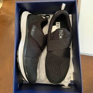 TIEM Women's Black Athletic Shoes